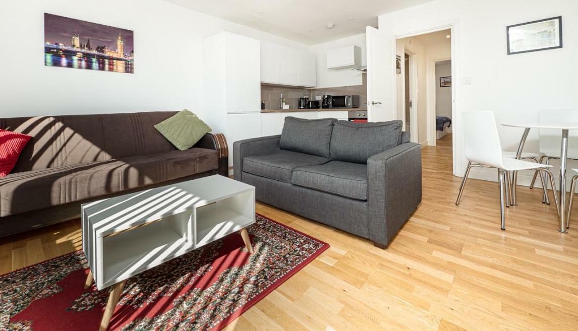 Easystay Slough Central Free Parking Eksteriør bilde